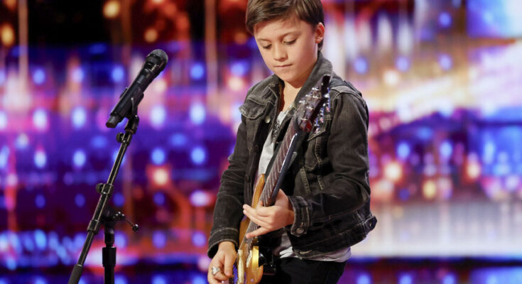 10-Year-Old Guitar Prodigy Walks On Stage then Shreds Like a Rockstar