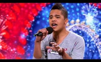 16-Year-Old Walks On Stage then Delivers a Voice Full of Soul
