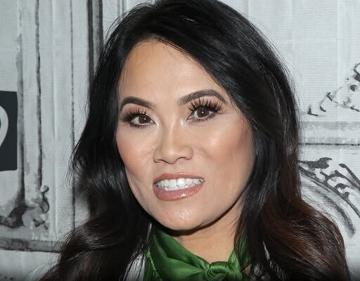 Dr. Pimple Popper’s Sandra Lee Opens Up About Stroke Scare – Dogrupara News