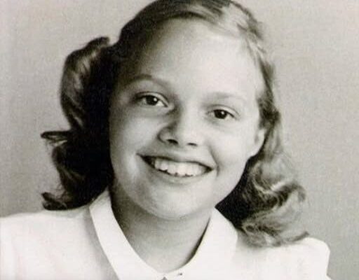 She Seemed Ordinary — But Her Story Captivated the World – Dogrupara News