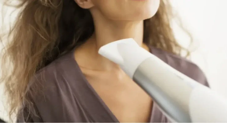 The Surprising Reason You Should Never Dry Your Hair in the Bathroom – Dogrupara News