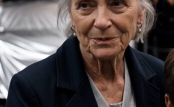 They Assumed the Elderly Woman Didn’t Belong at the Luxury Car Show—Then She Surprised Everyone – Dogrupara