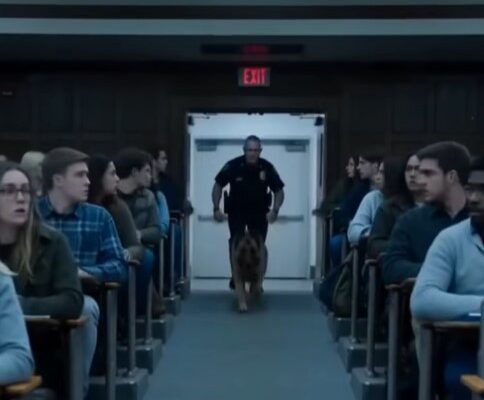A K9 Unit Entered My Lecture Hall and Stopped at My Desk—What Happened Next Changed Everything – Dogrupara
