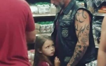 A Little Girl at Walmart Grabbed My Arm and Whispered Something That Left Me Speechless – Dogrupara News