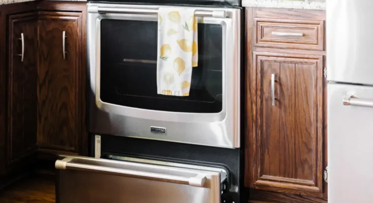 Think You Know Your Kitchen? The Secret Use of That Drawer Under the Oven Will Surprise You. – Dogrupara News