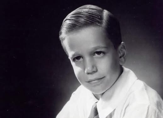He Struggled to Read Until Age 31—Then He Became Famous and Loved by Millions – Dogrupara News