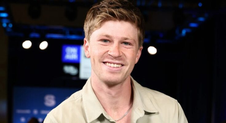 How Robert Irwin Keeps Steve Irwin’s Legacy Alive – Openheadline24