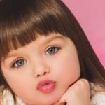 This cute 4-year-old was regarded as the world’s most beautiful girl. Take a look at her now!