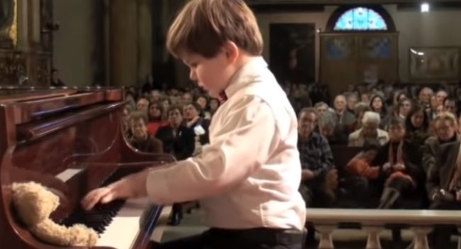 With His Trusty Teddy Bear by His Side, This Kid Walked Up to the Stage, Ready to Take On Beethoven