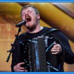 He Brought an Accordion on BGT… Then Turned a Disco Classic Into a Total Crowd Explosion